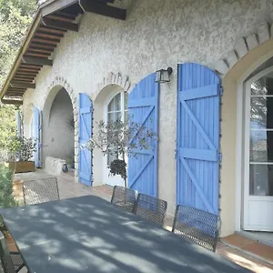 https://la-cigalette.fr-provencehotel.com